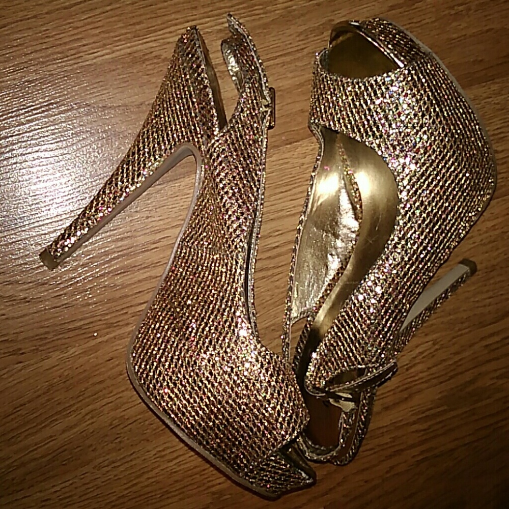 Heels - Picture 4 of 5